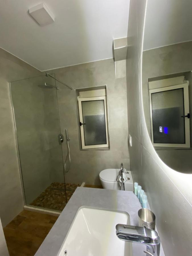 Apartamento Lucas Downtown Tirana Exterior foto